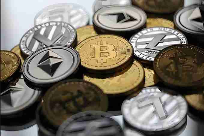 美国银行CEO Brian Moynihan：可能推出与美元存款挂钩的稳定币BofA coins